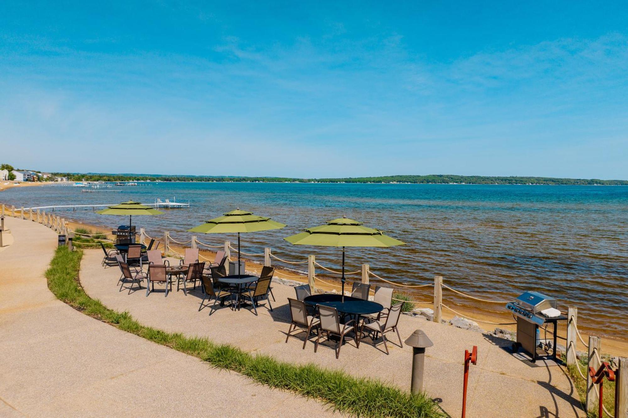 Tamarack Lodge Traverse City Exteriér fotografie
